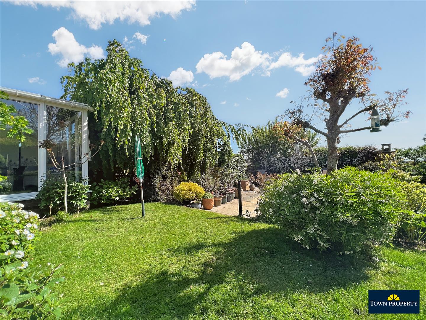 Property Details for Burrow Down Eastbourne BN20 8ST Town Property